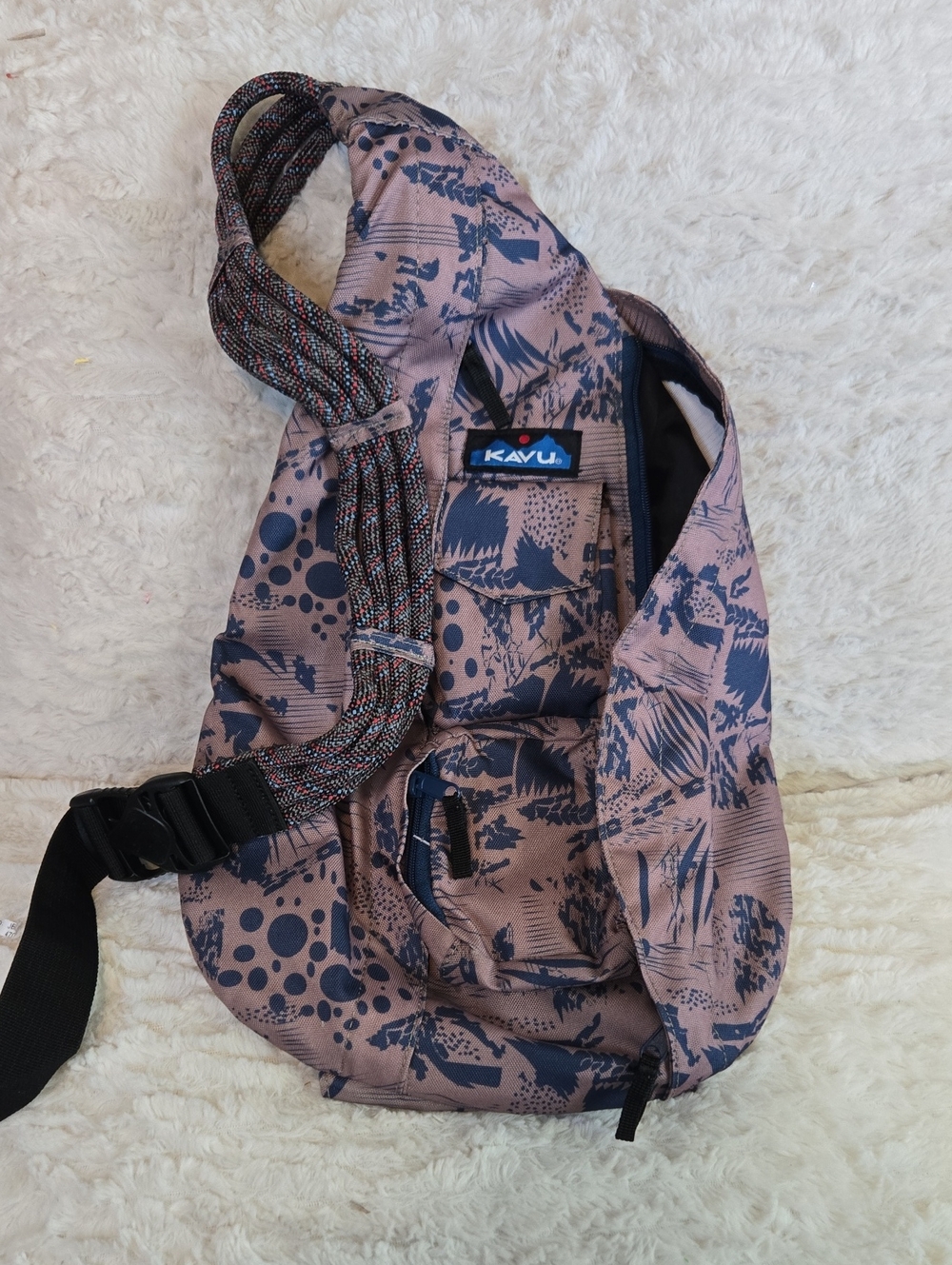 Kavu Sling Bag